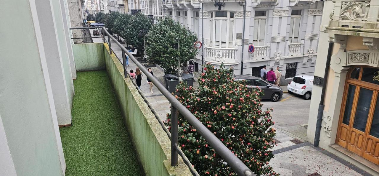 Piso En El Centro Para 4 Personas - Plaza Amboage - Wifi Ferrol Dış mekan fotoğraf